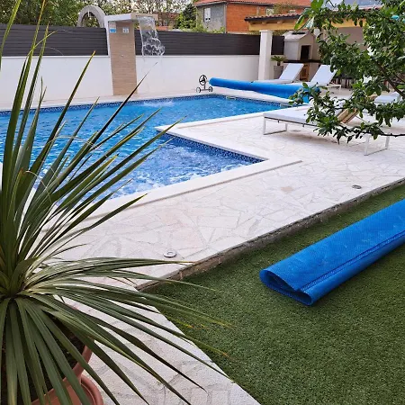 Enjoy Lux In * Split