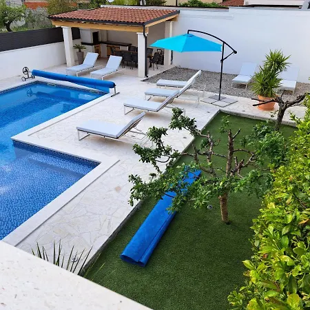 Enjoy Lux In וילה *