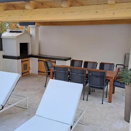 Villa Enjoy Lux In *